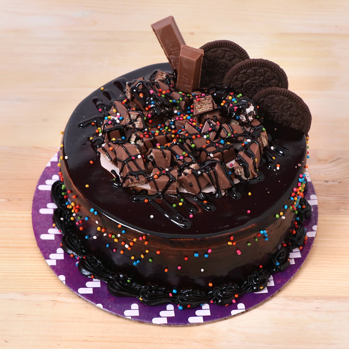 Choco Mania Kit Kat Oreo Cake