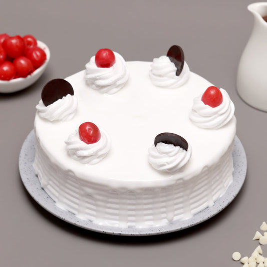 Fluffy White Vanilla Cake